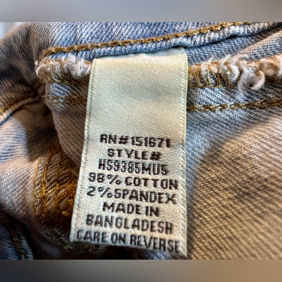 NWT Hot Kiss light blue denim shorts. Highest rise juniors size 1. - Picture 7 of 7